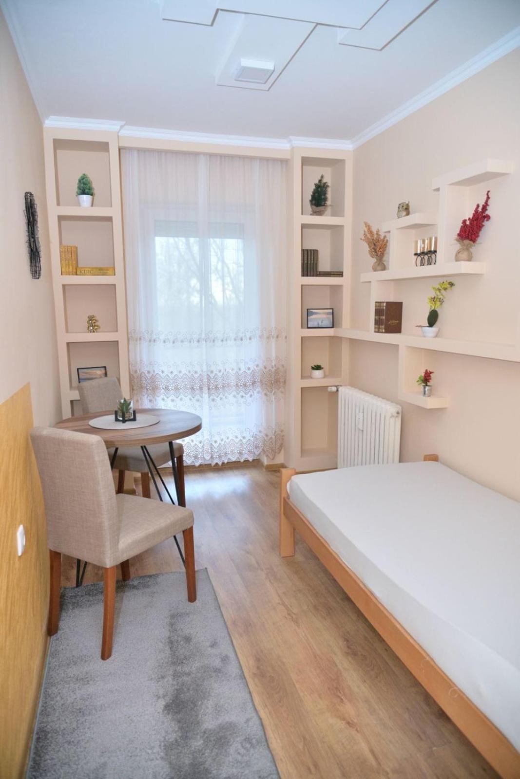 Apartman Ana Bečej Buitenkant foto