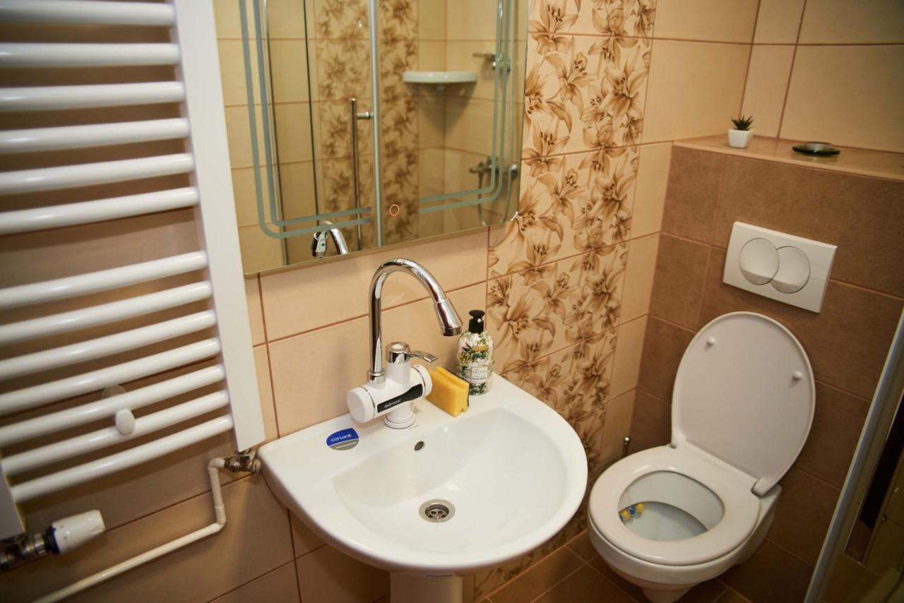 Apartman Ana Bečej Buitenkant foto
